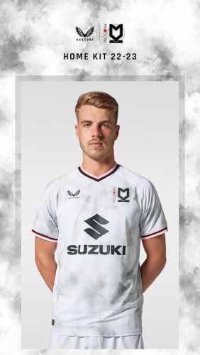 MK DONS HOME FOOTBALL SHORTS 2017 XS BRAND NEW WITH TAGS 