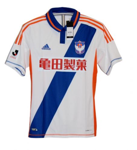 Albirex Niigata 2013 Kits