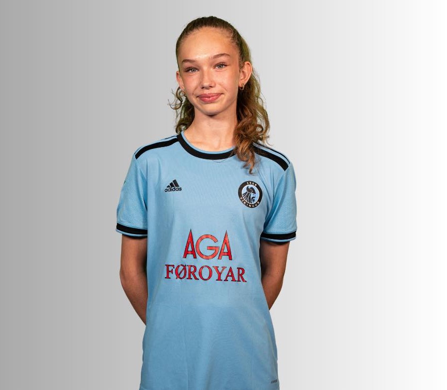 Víkingur Kvinnur 2023 Home Kit
