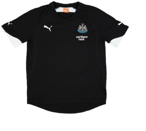 Newcastle United 2010-11 Kits