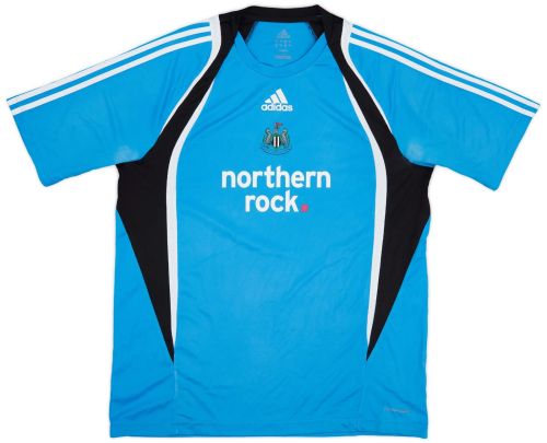 Newcastle United 2009-10 Kits