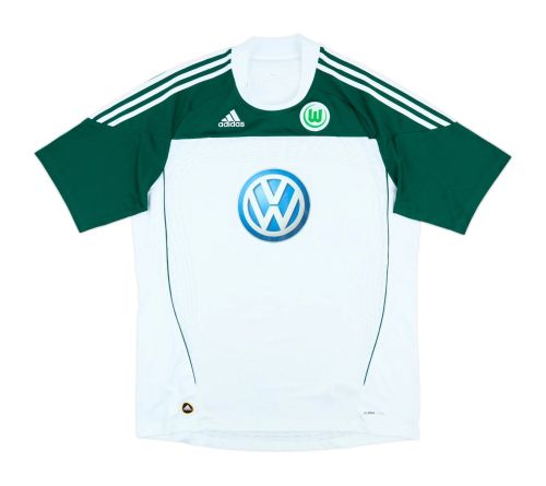 VfL Wolfsburg 2010-11 Kits