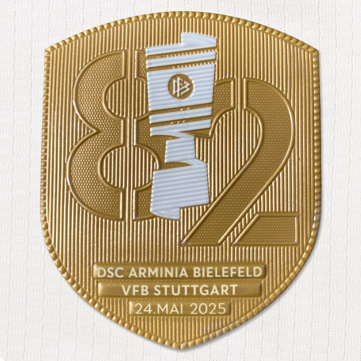 VfB Stuttgart 2024-25 DFB-Pokal Final-Trikot