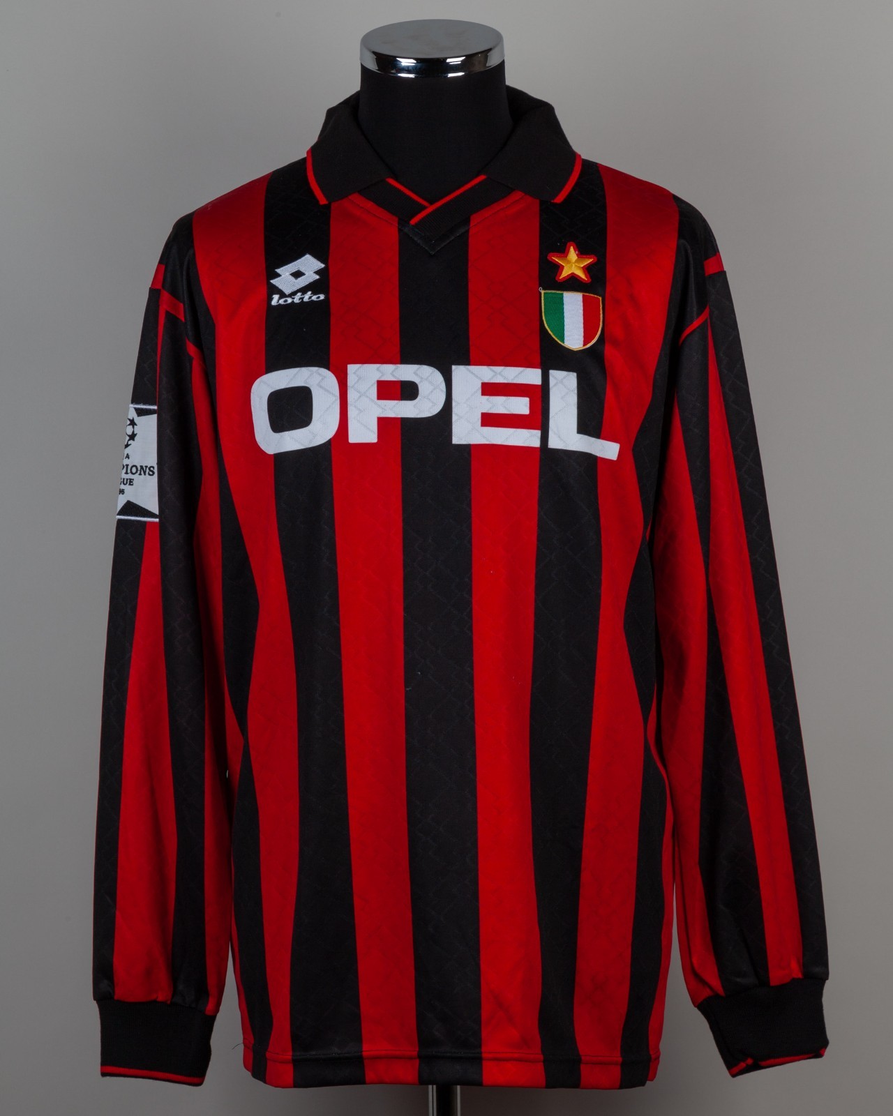 いラインアップ AC Milan 1994-95 Champions League Home Kit ウェア