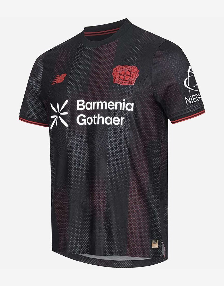 Bayer Leverkusen Schneider 25番ユニフォーム Bayer 04 Leverkusen 2025-26 Home Kit